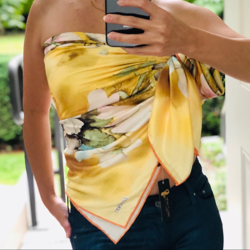 Yellow/gold floral Scarf
